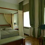 Ventana Hotel