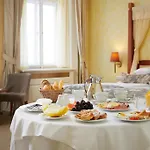 Ventana Hotel 5*