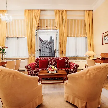 Ventana Hotel Prague