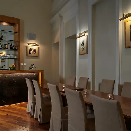 Ventana Hotell Prag