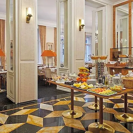 Ventana Hotel 5*