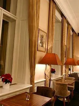 Ventana Hotel