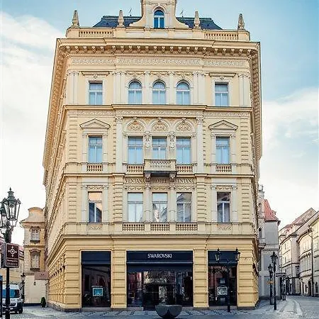 Ventana Hotel