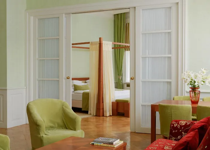 Ventana Hotell