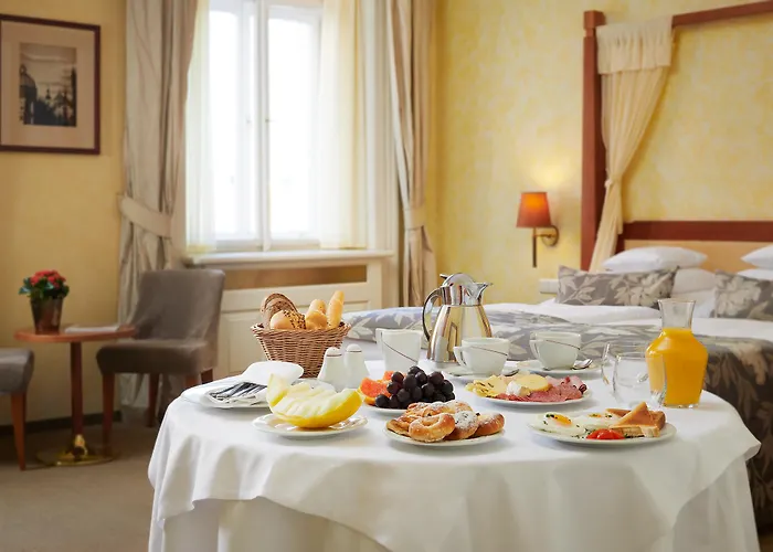 Ventana Hotel 5*