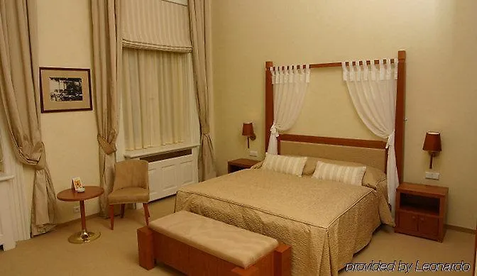 Ventana Hotell
